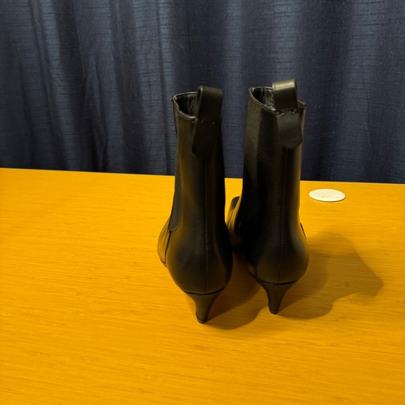 REFORMATION Roberta Snip-Toe Kitten-Heel Boots - Picture 6 of 7